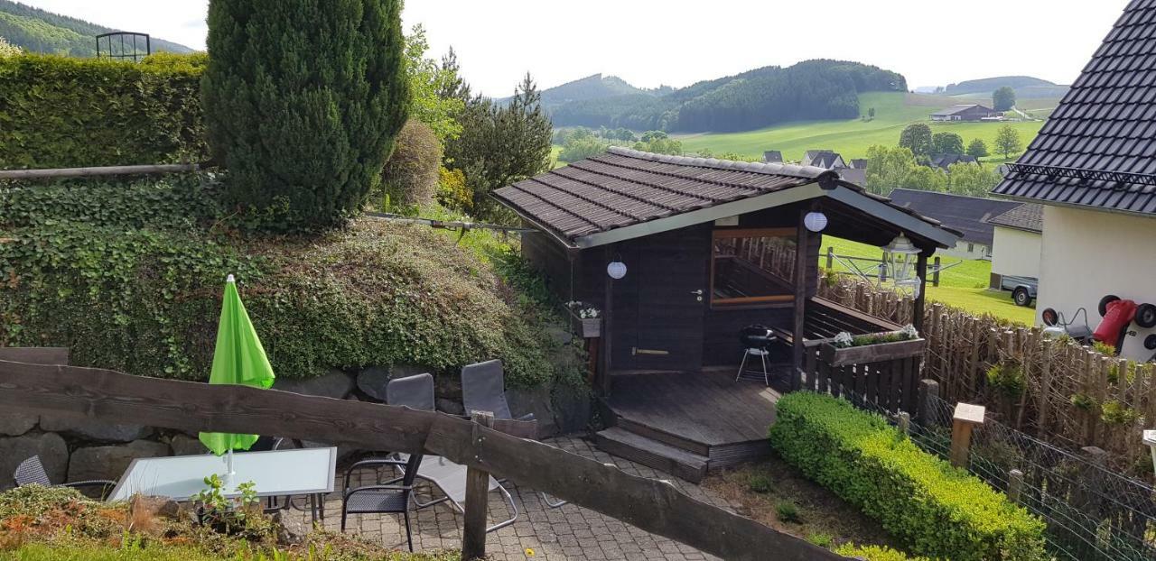 Ferienwohnung Quirinus Eslohe Bagian luar foto